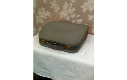 MÁQUINA DE ESCRIBIR