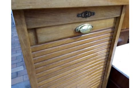 MEUBLE A VOLET EN CHENE SANS CLE