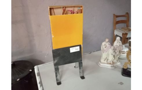 DECORATION BOITE D'ALLUMETTES GÉANTE