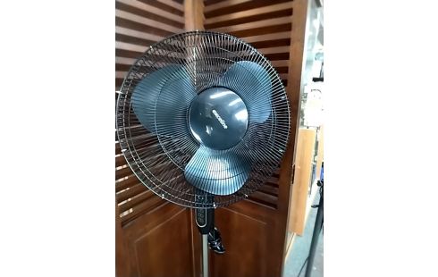 VENTILATEUR SUR PIED Noir exceline