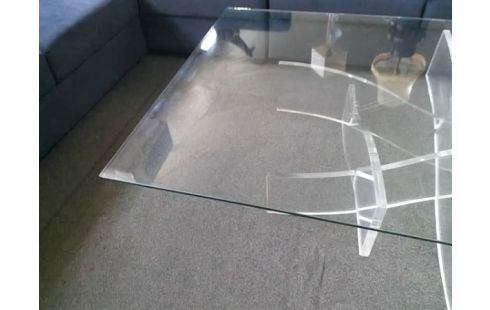 TABLE BASSE MODERNE AVEC PLATEAU VERRE