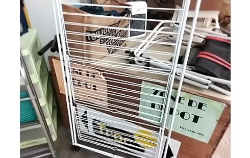 ETENDOIR A LINGE
