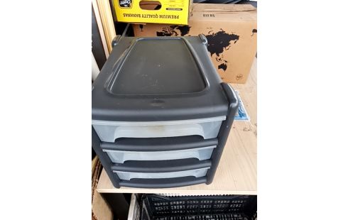 RANGE COURRIER PLASTIQUE