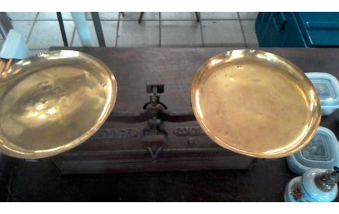 BALANCE ROBERVAL 20KG