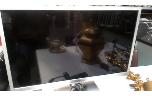 TELEVISEUR PANASONIC