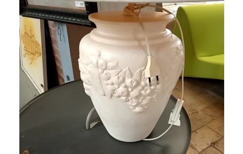 LAMPE beige decor fruits