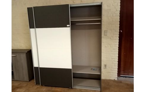 GARDE ROBES strat 2 portes coulissantes