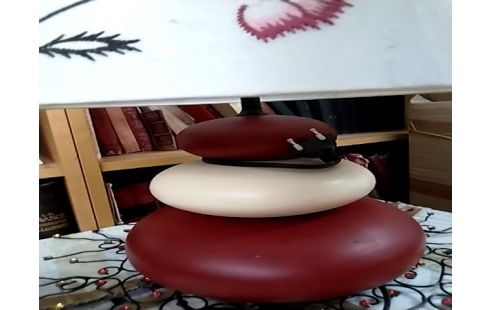 LAMPE Galets abat jour brodé