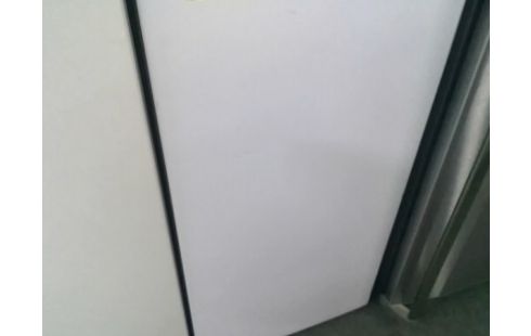 REFRIGERATEUR CONGELATEUR FAURE 165+41L (MANQUE 1 PLAQUE)