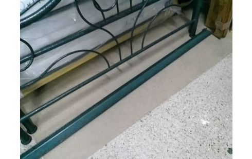 LIT FER 140X190 SANS SOMMIER