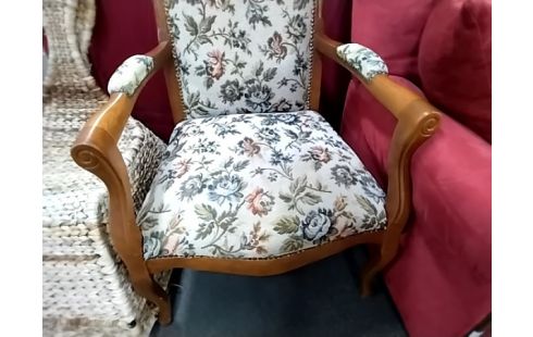 VOLTAIRE Fleuri socle hetre