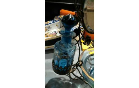 TOILETTAS GLAZEN BLAUW XIX de