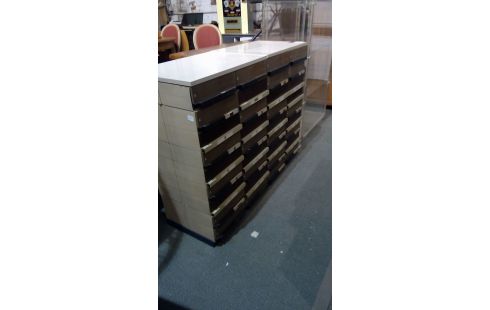 MEUBLE CASIERS VINTAGE