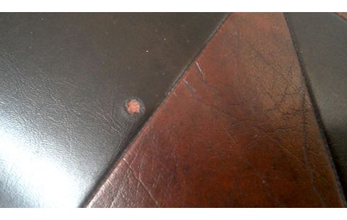 PUF AÑADA PARDO IMITACIÓN CUERO