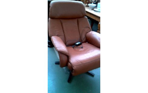 SILLÓN RELAX ELÉCTRICO PARDO CUERO