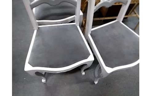 4 CHAISES STYLE LXV PEINTES GRIS