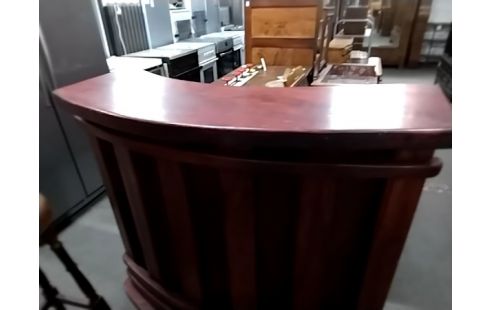 BAR TEINTE ACAJOU AVEC ÉTAGÈRES