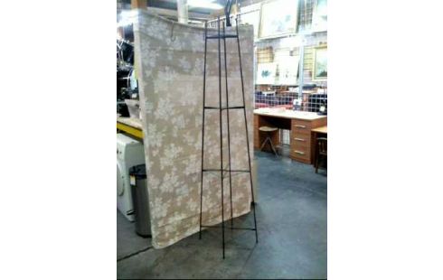 METALLREGAL SCHWARZ MIT 4 GLASBÖDEN