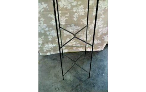 METALLREGAL SCHWARZ MIT 4 GLASBÖDEN