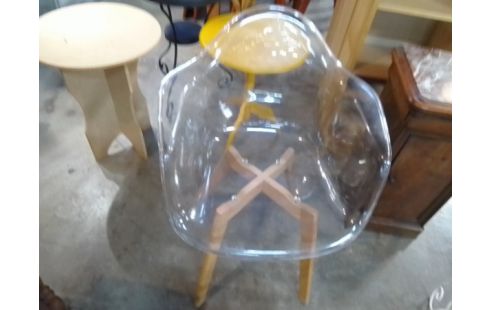 FAUTEUIL PLEXIGLAS