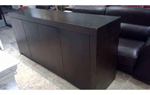 MUEBLE BAJO. 4 PUERTAS