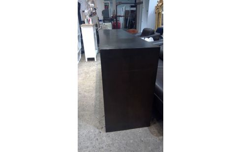 MUEBLE BAJO. 4 PUERTAS