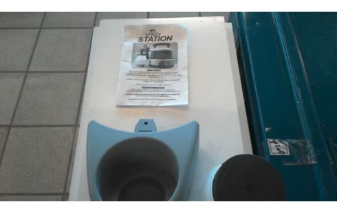 APPAREIL  A PEINTURE  STATION  EARLEX