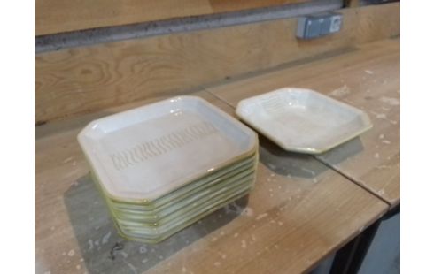 SERVICE ASSIETTES CÉRAMIQUE + PLAT