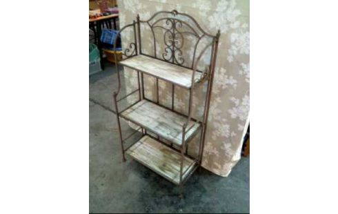 BLUMENREGAL 3-HOLZEB. METALGESTELL VERZIERT