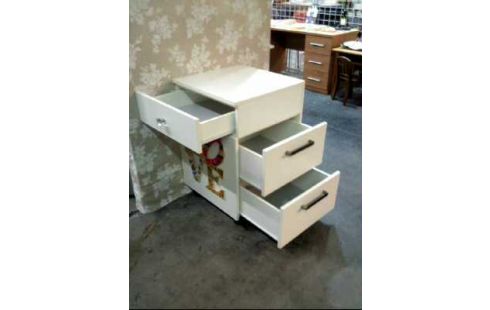 KOMMODE AUF ROLLEN HOLZ WEISS 3-SCHUBL.