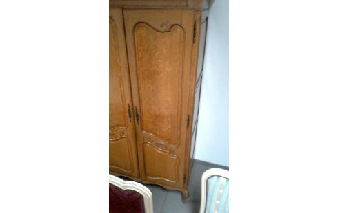 KLEERKAST 5 DEUREN 3