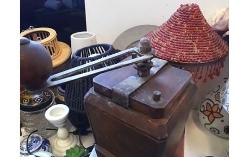 MOULIN A CAFE BOIS ANCIEN