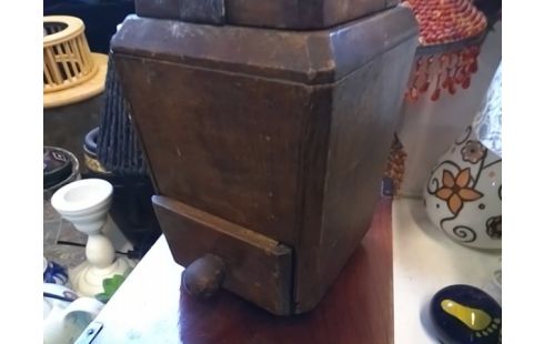 MOULIN A CAFE BOIS ANCIEN