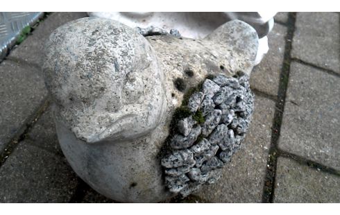 TUINBEELD VOGEL BETON