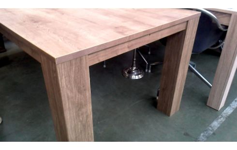 TAFEL EETKAMER HOUT LOOK