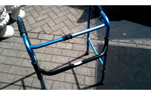 WERKZEUG ALUMINIUM BLAU