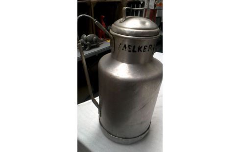 BERTHE A LAIT ALUMINIUM