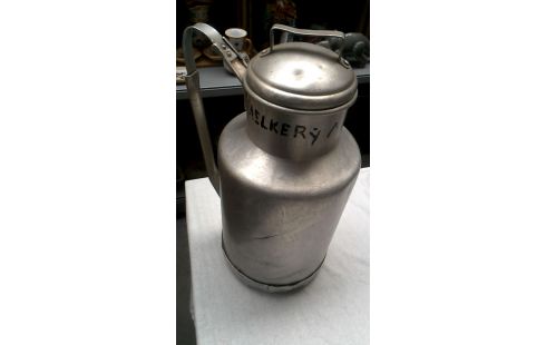 BERTHE A LAIT ALUMINIUM