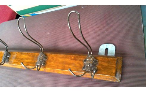 PORTE MANTEAU MURAL, , BOIS LAITON