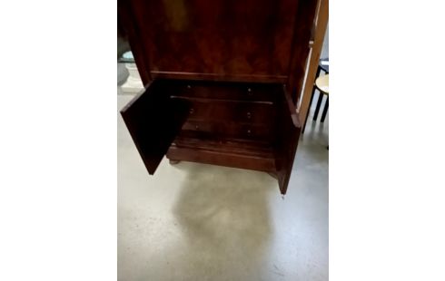 SECRETAIRE ACAJOU A TIROIRS SECRETS +CLEF