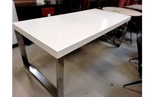 TABLE MODERNE BLANCHE FLY