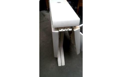 TABLE DE JARDIN BLANCHE PVC PLIANT