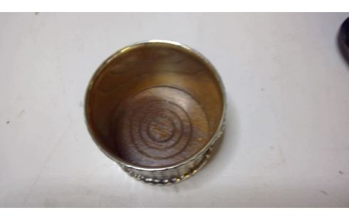 FLES ONDERZETTER  VERZILVERD GEWEVEN