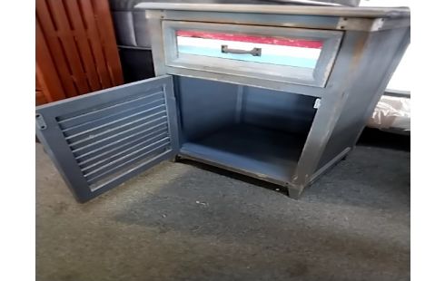 MEUBLE D'APPOINT Couleurs