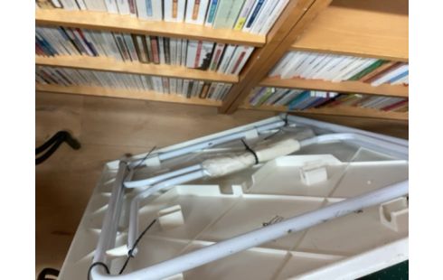 TABLE PLIANTE BLANCHE