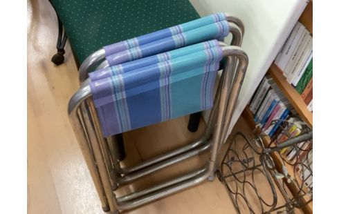 TABOURET PLIANT BLEUS DE CAMPING