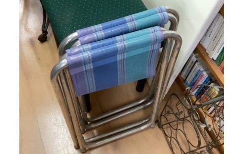 TABOURET PLIANT BLEUS DE CAMPING