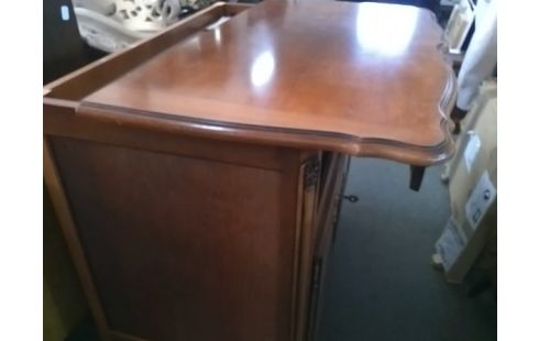 MEUBLE TV 2P STYLE LOUIS XV