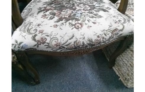 FAUTEUIL STYLE LOUIS PHILIPPE MOTIF FLEURS