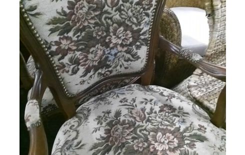 FAUTEUIL STYLE LOUIS PHILIPPE MOTIF FLEURS